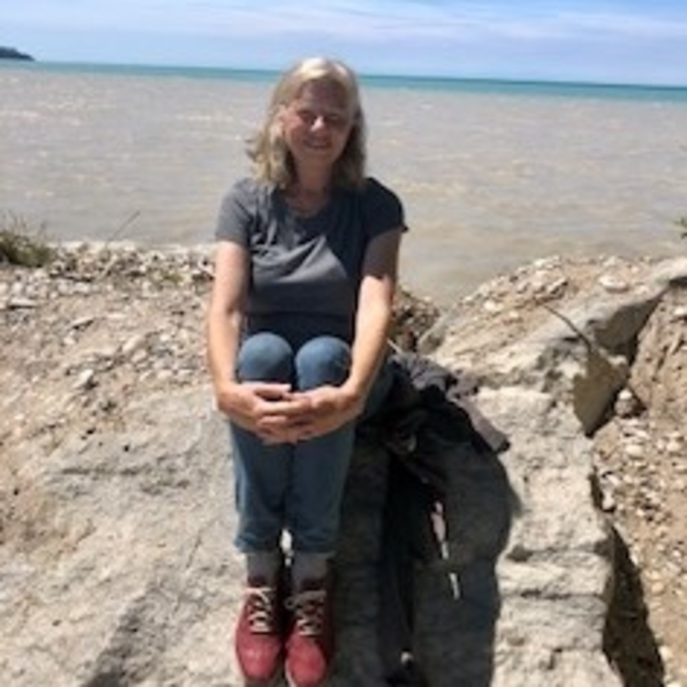 Meet your Posher, Arlene